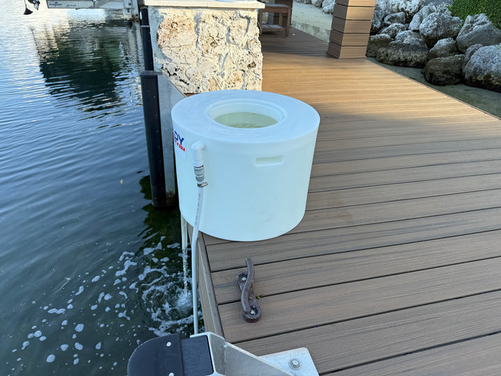 Ready Bait 30 Dock Livewell - (30 Gallon, Rotomolded, Equipped With Best-In-Class Pump and Drain System)